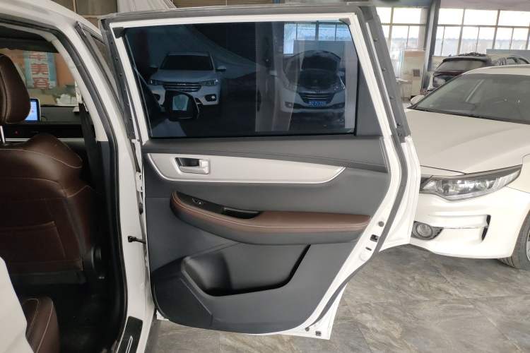 Used FORTHING T5 2022 Shengshi Edition 1.5T Automatic Dream Version Five Seats
