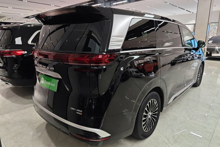 Used Denza D9 2025 DM-i Intelligent Drive 1020 Four-Wheel Drive Flagship Model
