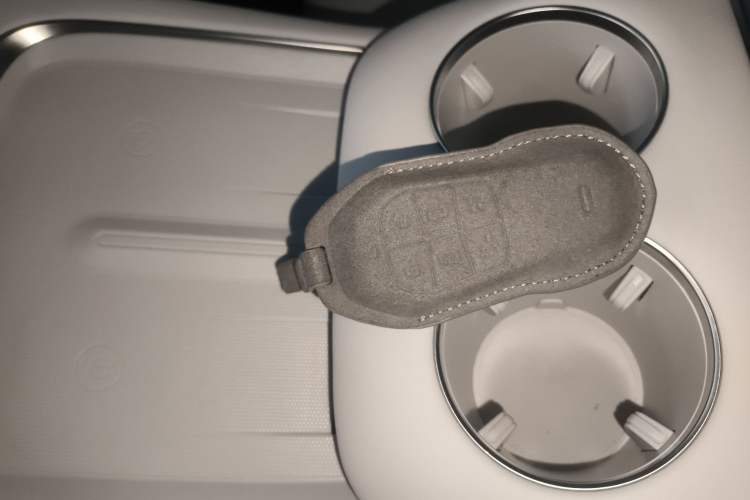 Used XPeng X9 2024 702 Ultra-Long Range Max