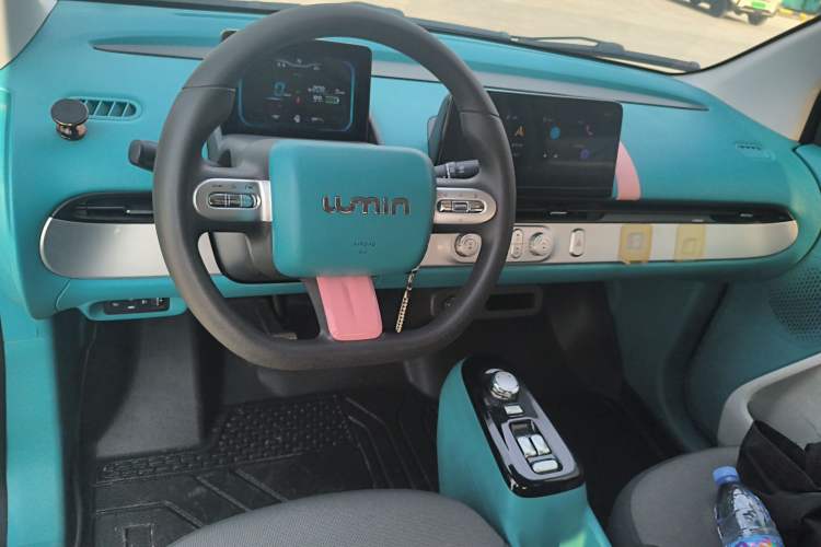 Used CHANGAN NEVO Lumin 2022 210km Sweet Edition Center Console