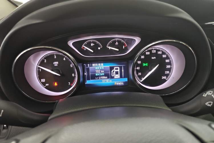 Used Buick Envision 2018 20T Two-Wheel-Drive Elite Model
