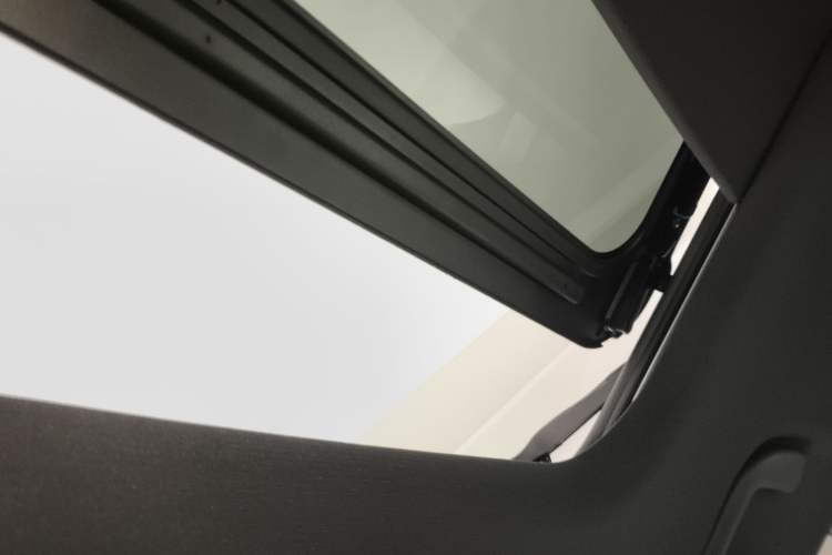 Used Formula Leopard Titanium 3 2025 501 km Range Rear-Wheel Drive Intelligent Driving Pro Version