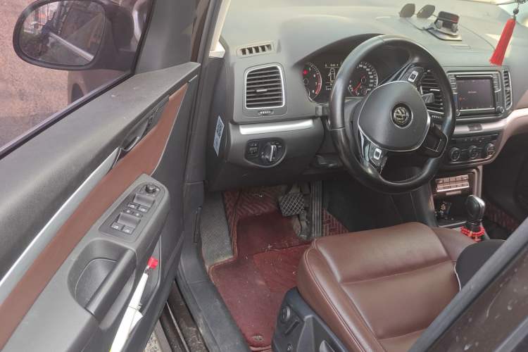 Used Volkswagen Sharan 2018 380TSI Luxury 7-Seater