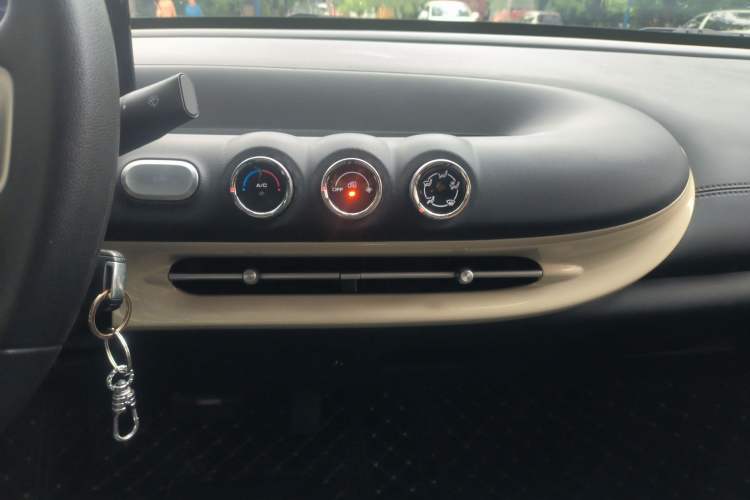 Used Wuling Bingo 2023 203km Light Edition