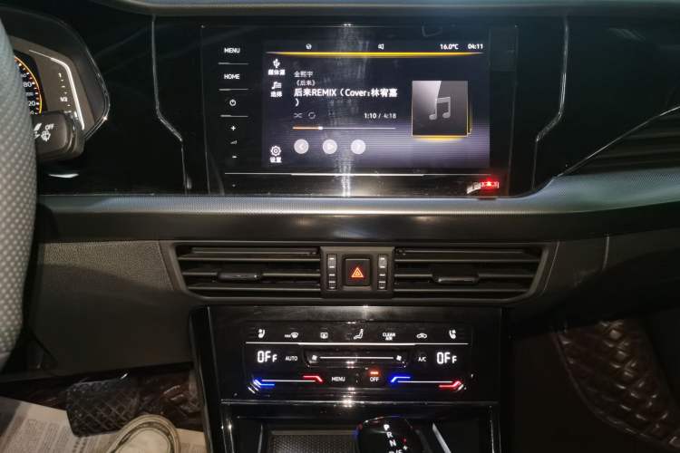 Used Volkswagen Passat 2024 380TSI Starry Dragon Edition Audio And AC Panel