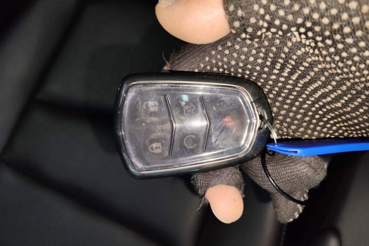 Used Cadillac XT6 2022 2.0T 7-Seater Two-Wheel Drive Luxury Version