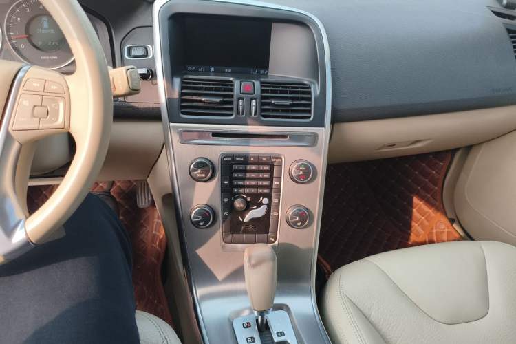 Used Volvo XC60 2012 T5 Comfort Edition