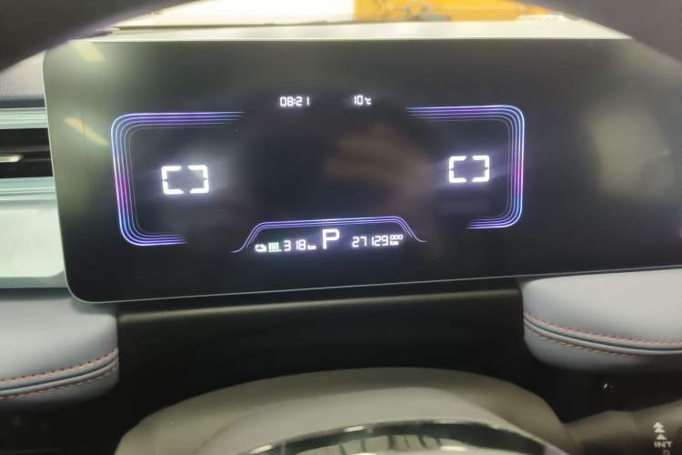 Used Geometry E Firefly 2022 401 km Linglong Tiger 4 Seats