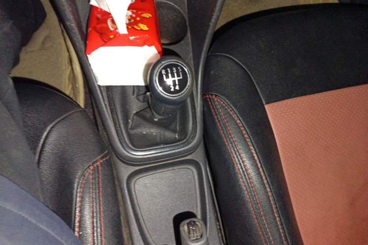 Used Volkswagen Polo 2013 1.4L Manual Fashion Edition