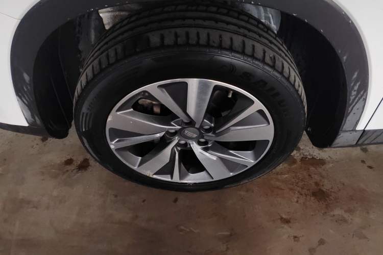 Used Geely Auto Haoyue 2020 1.8TD DCT Luxury Model 5 Seats Left Front Wheel Hub