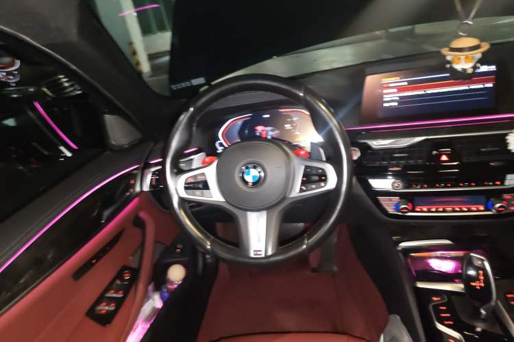 Used BMW 5 Series 2020 530Li Luxury Edition M Sport Package Steering Wheel