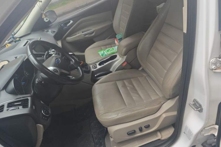 Used Ford Kuga 2015 2.0L GTDi Four-Wheel Drive Elite Model
