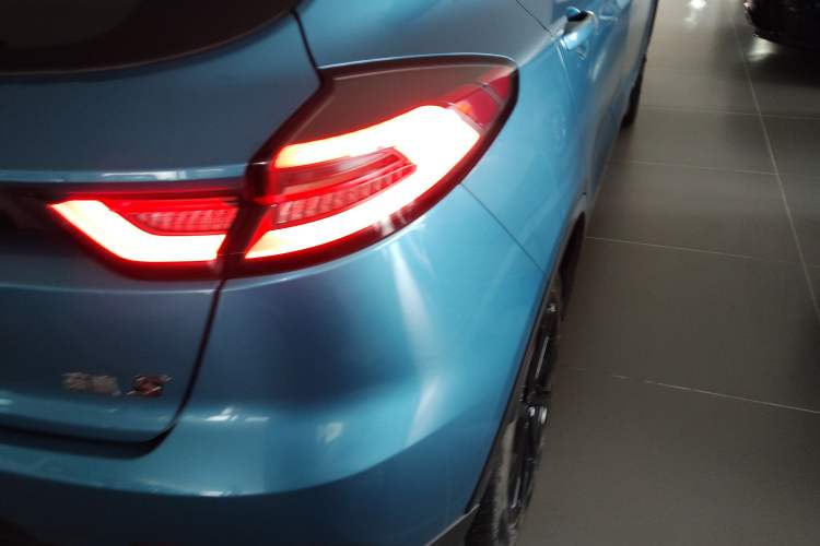 Used Geely Auto Emgrand S 2021 1.4T CVT Flagship Edition Right Rear Taillight