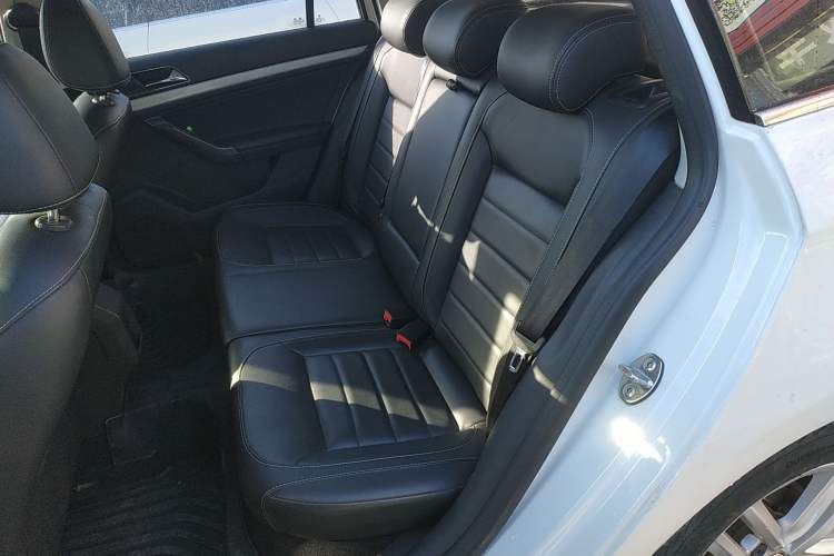 Used Volkswagen Gran Lavida 2017 180TSI DSG Comfort Edition
