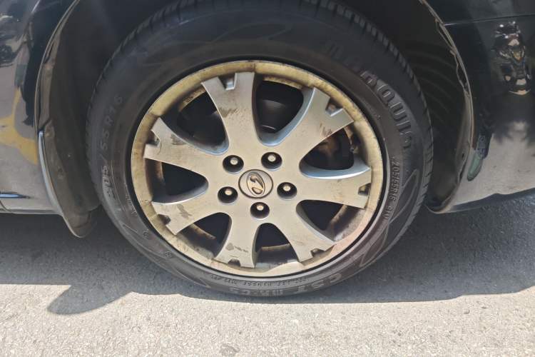 Used Bestune B70 2011 2.0L Automatic Fashion Version