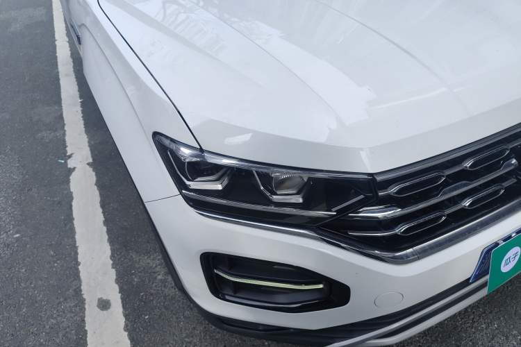 Used Volkswagen Tayron 2020 280TSI Two-Wheel Drive Luxury Connect Edition Right Front Headlight