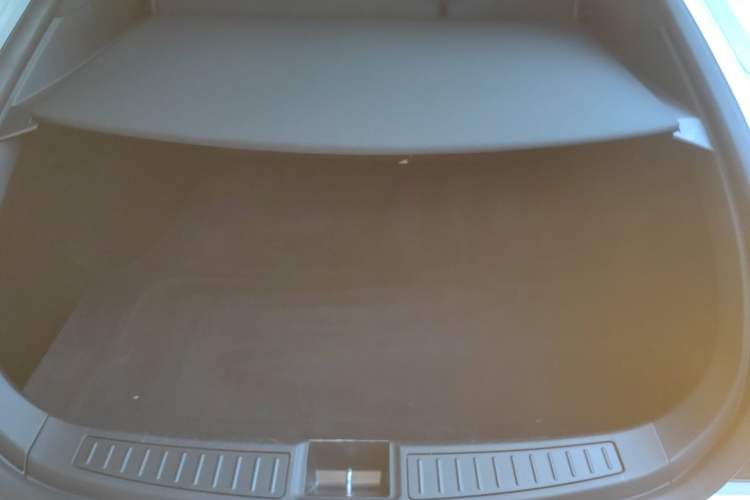 Used Tesla Model S 2019 Long-Range Version
