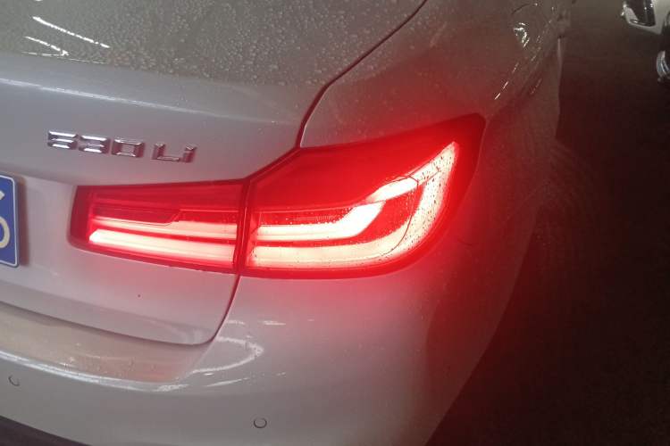 Used BMW 5 Series 2019 530Li Leading Model M Sport Package