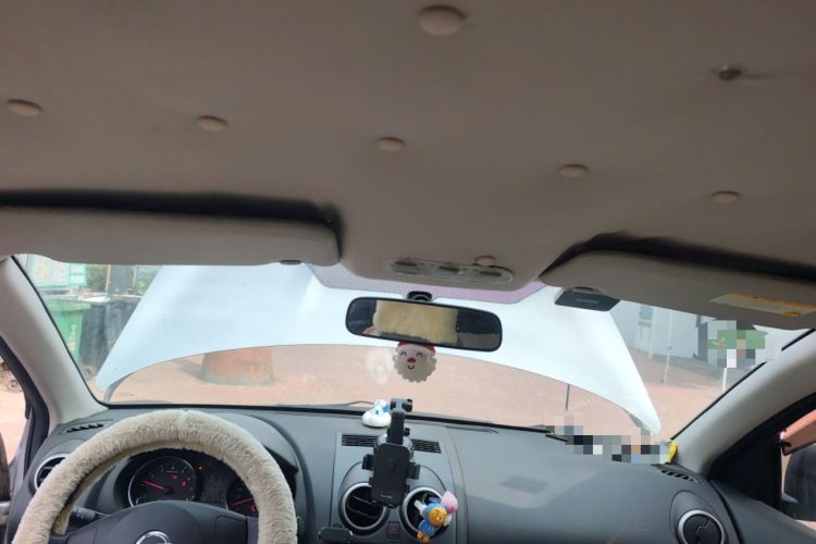 Used Nissan Qashqai 2011 2.0 XL Fire CVT 2WD Headliner