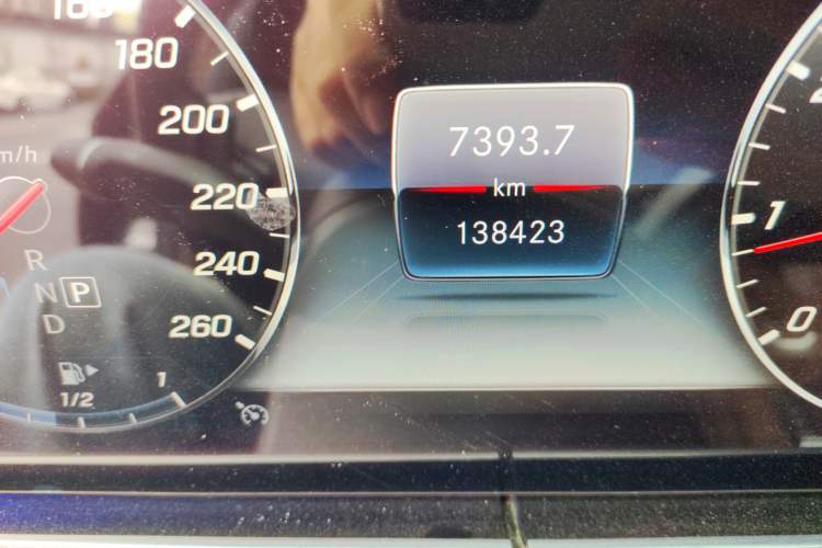 Used Mercedes-Benz E-Class 2020 Facelift E 260 L
