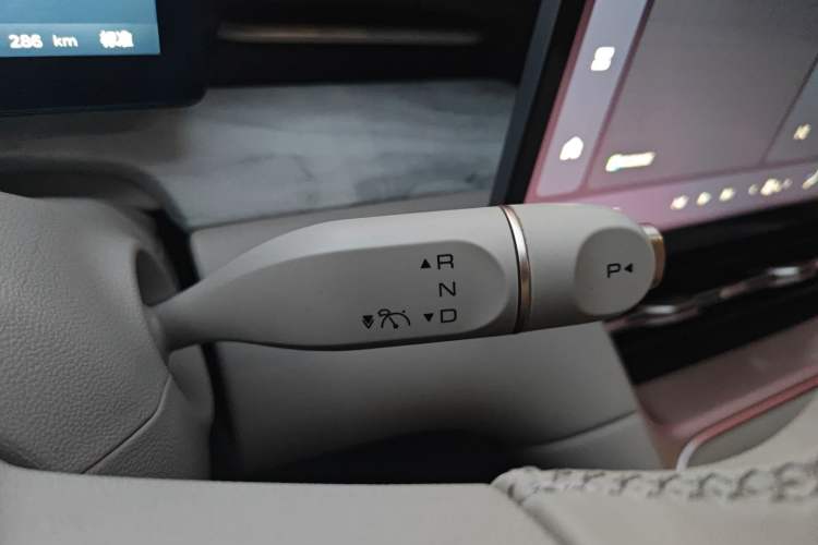 Used Wuling Xingguang S 2024 130 km Flagship Version
