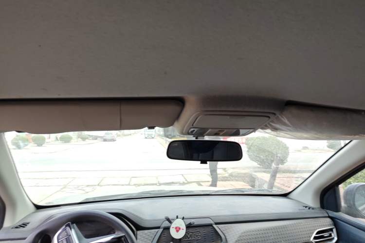 Used JMC Baodian 2023 2.5T Diesel Two-Wheel Drive Comfort Edition Standard Wheelbase JX4D25A6L Headliner