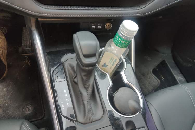 Used Toyota Highlander 2023 2.5L Smart Electric Hybrid Dual-Engine 4x4 Elite Edition 7 Seats
