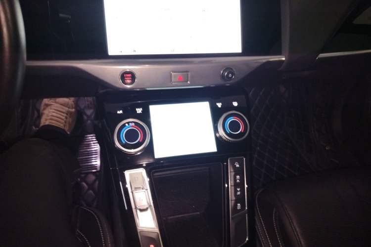 Used Jaguar I-PACE 2018 EV400 S Audio And AC Panel