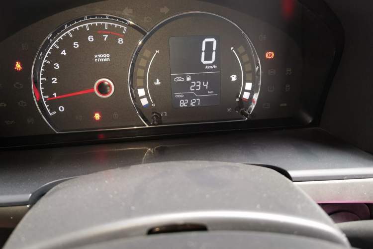 Used Roewe 350 2015 1.5L Manual Luxury Sunroof Edition