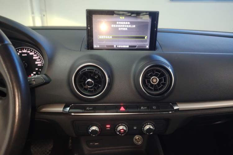 Used Audi A3 2018 30th Anniversary Edition Sportback 35 TFSI Ambition Model
