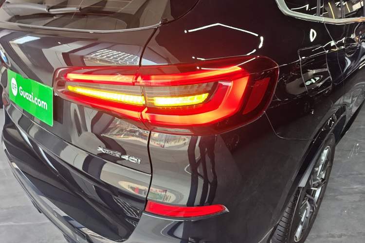 Used BMW X5 2022 xDrive40i M Sport Package
