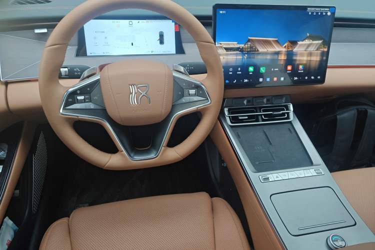 Used BYD Han L 2025 DM-p Four-Wheel-Drive LiDAR Flagship Model
