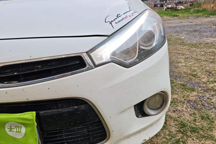 Used Kia K3S 2014 1.6L Automatic GLS Left Front Headlight