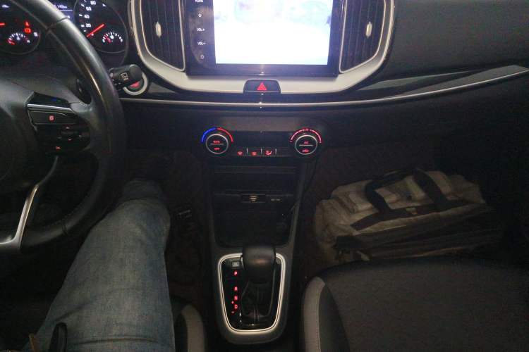 Used Kia kx1 Stonic 2019 1.4L Automatic Sport Edition China VI
