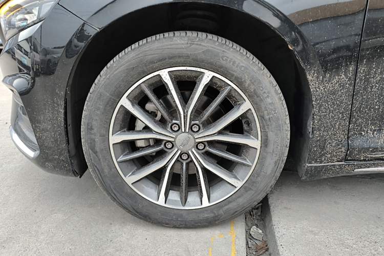 Used Geely Auto Preface 2021 2.0TD Luxury Version Left Front Wheel Hub