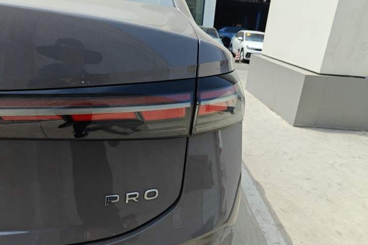 Used Volkswagen Passat 2025 Pro 380TSI Dragon Supreme Edition