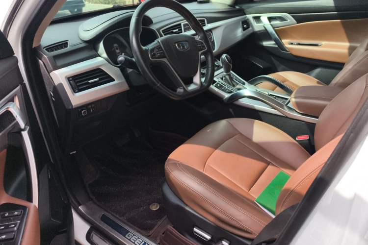 Used Geely Auto Emgrand X7 Sport 2016 1.8TD Automatic ZhiZun Version
