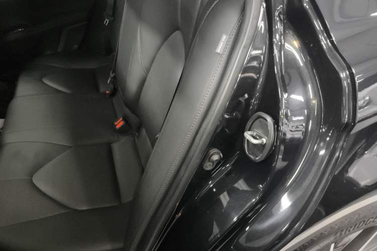 Used Toyota Camry 2023 2.5G Luxury Edition Left Rear Seat