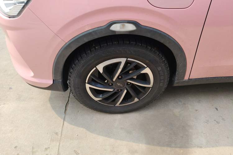 Used NETA V 2021 Witch Edition Left Front Wheel Hub