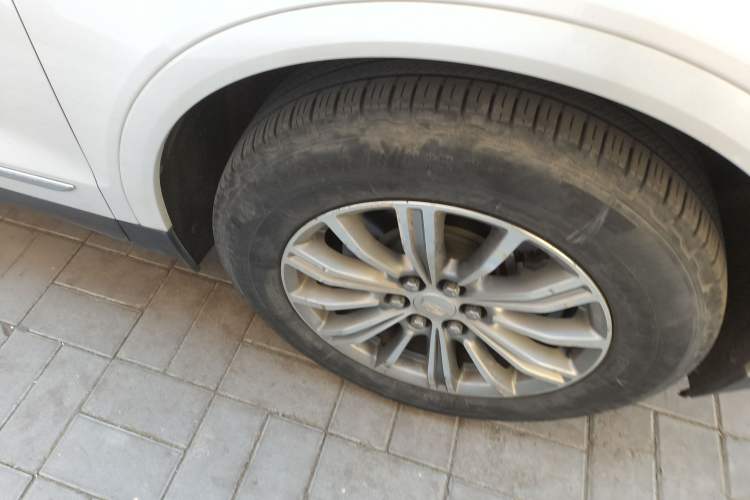 Used Cadillac XT5 2018 28T Four-Wheel Drive Luxury Model
