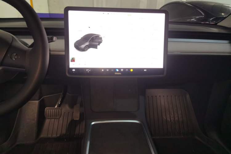 Used Tesla Model Y 2024 Rear-Wheel-Drive Version Audio And AC Panel