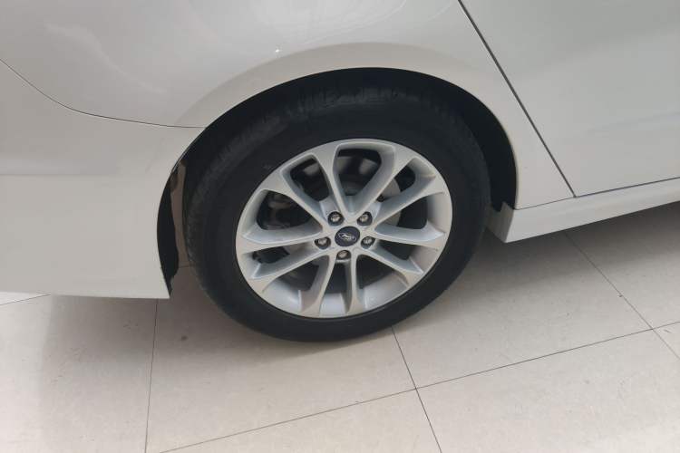 Used Ford Mondeo 2020 EcoBoost 200 Stylish Model Right Rear Wheel Hub