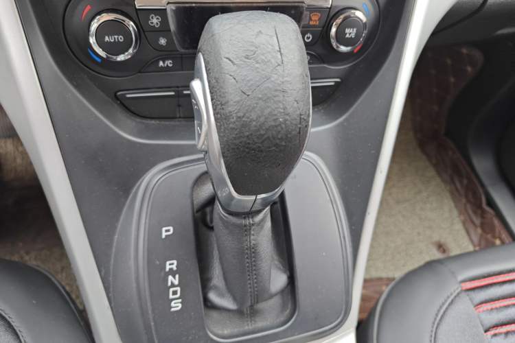 Used Ford Kuga 2015 1.5L GTDi Two-Wheel-Drive Comfort Model