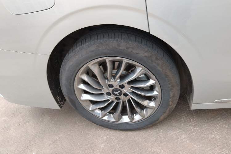 Used VOYAH Dream 2022 Low-Carbon Edition Dream+ Smart Enjoyment Package
