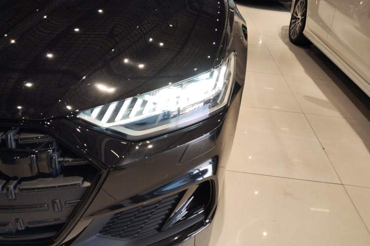 Used Audi A7L 2023 45 TFSI quattro S-line Black Warrior Edition Left Front Headlight