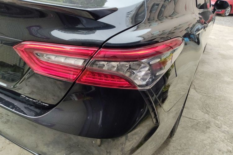 Used Toyota Camry 2022 2.5S Knight Edition
