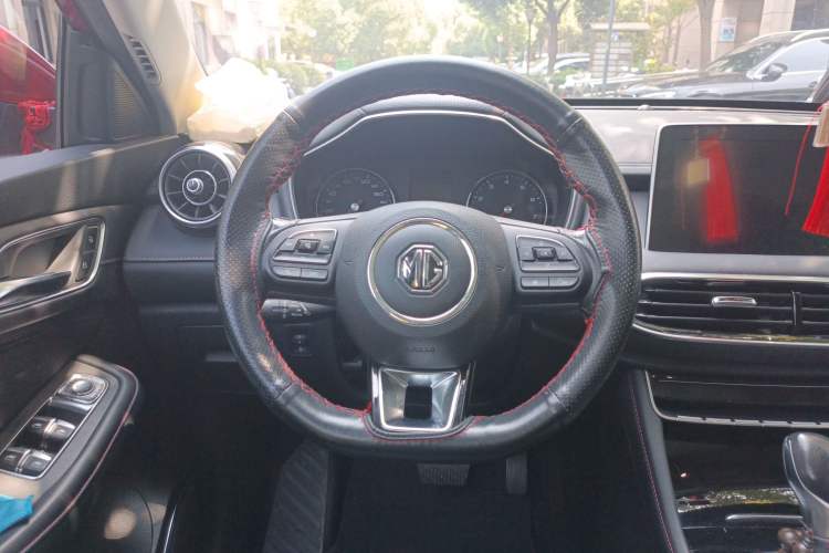 Used MG HS 2018 20T Automatic Two-Wheel Drive Hormone Dynamic Edition China V Standard
