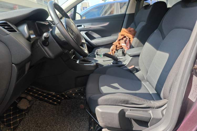 Used DS 5LS 2015 1.6T Comfort Edition THP160
