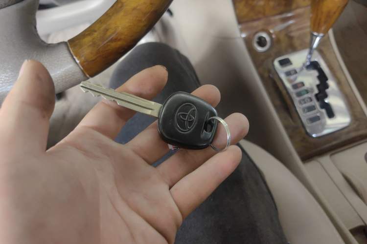 Used Toyota Corolla EX 2007 1.6L Automatic G Vehicle Key