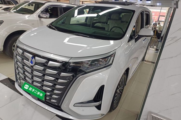 Used Denza D9 2022 DM-i 970 Four-Wheel Drive Flagship Model